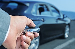 The Pros and Cons of Keyless Entry for Queen Creek Arizona Cars