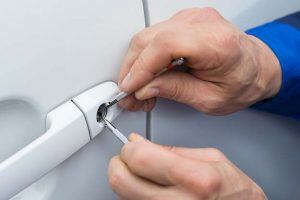 services provided by an arizona auto locksmith